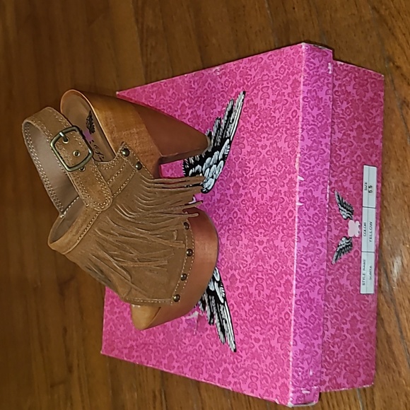 Penny Loves Kenny Shoes - Penny Loves Kenny Cognac Brown Fringe Clog Sandals Sz 5.5